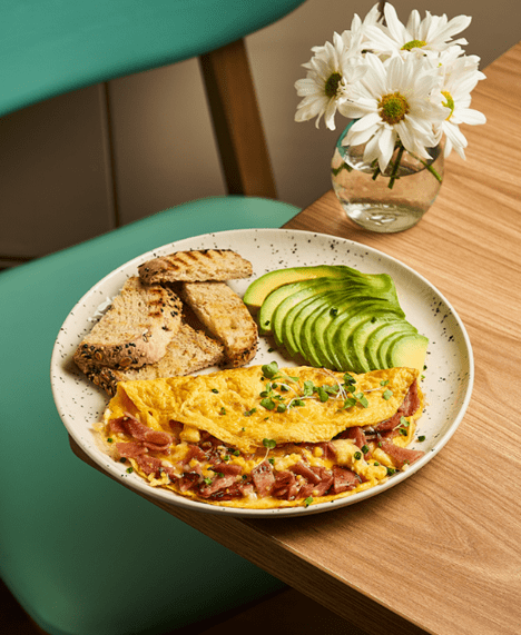 Omelette carnívoro